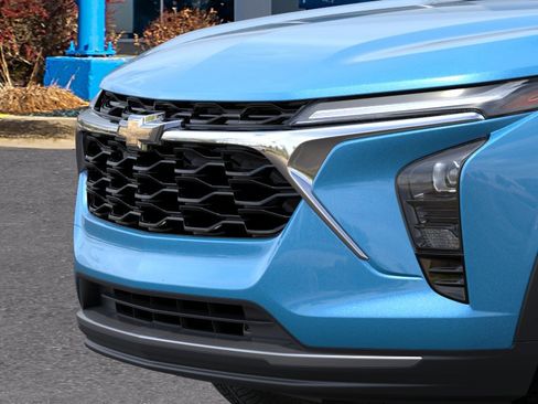 New 2026 Chevrolet Trax LT w/ Driver Confidence Package FWD image 13