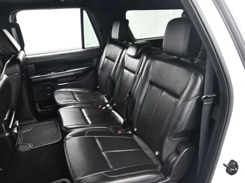 Used 2021 Ford Expedition Max XLT image 22