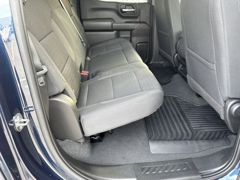 Used 2022 Chevrolet Silverado 1500 Custom image 16