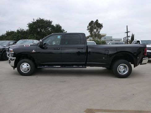 New 2026 RAM 3500 Tradesman AWD/4WD image 5