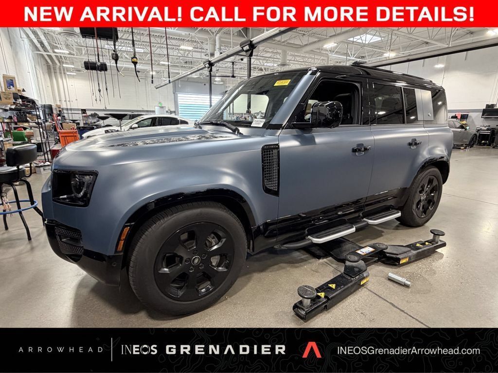 Used 2023 Land Rover Defender 110 X-Dynamic SE AWD/4WD image 1