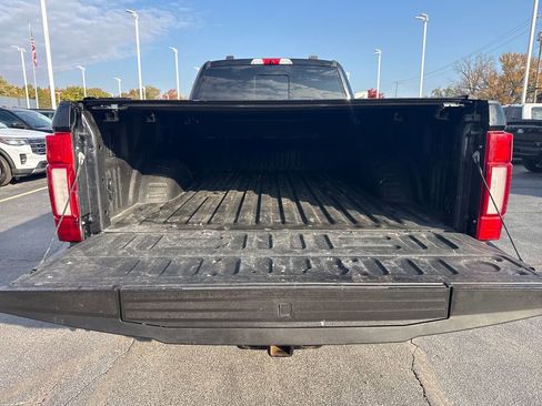 Used 2022 Ford F350 Lariat w/ Lariat Ultimate Package image 11