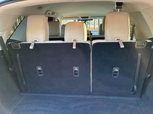 Used 2023 Nissan Pathfinder SL image 17