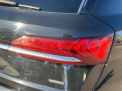 Used 2022 Audi Q7 2.0T Premium image 32