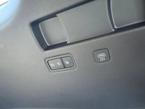 Used 2024 Hyundai Palisade Limited AWD/4WD image 13