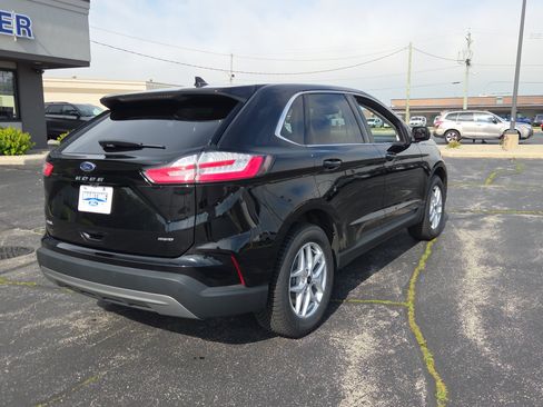 Used 2023 Ford Edge SEL w/ Convenience Package AWD/4WD image 6