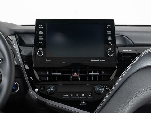 Used 2021 Toyota Camry SE image 34