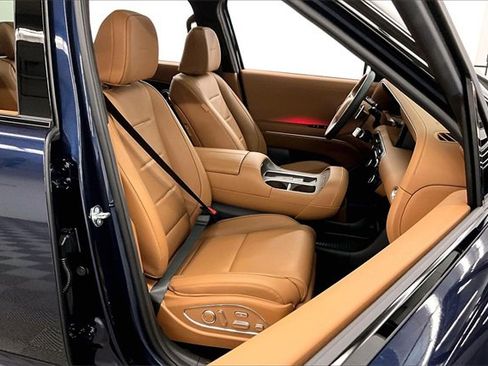 Used 2026 Hyundai Palisade Calligraphy image 7