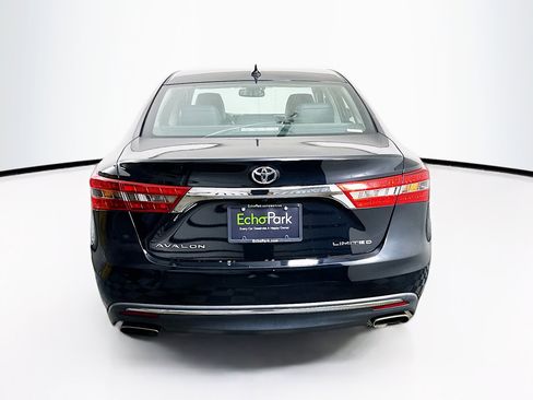 Used 2017 Toyota Avalon Limited w/ Carpet Mat Package FWD image 7
