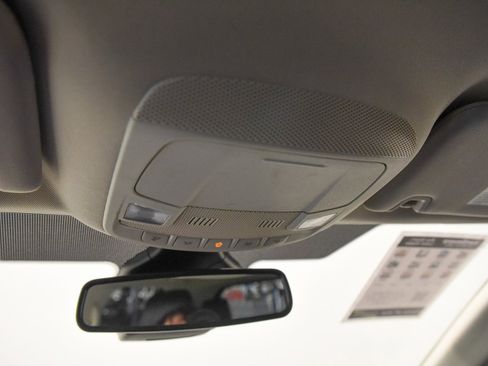 Used 2024 Ford Edge SEL image 26