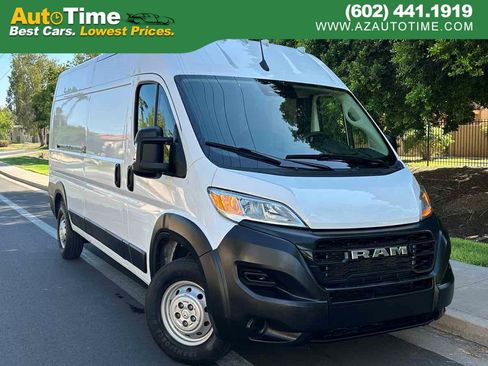 Used 2023 RAM ProMaster 2500 FWD image 1
