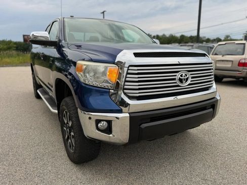 Used 2015 Toyota Tundra Limited w/ Limited Premium Package AWD/4WD image 13