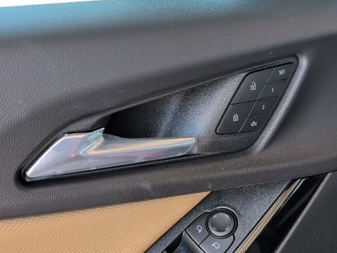 New 2026 Chevrolet Equinox ACTIV image 16