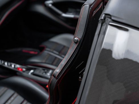 Used 2022 Ferrari F8 Tributo RWD image 49