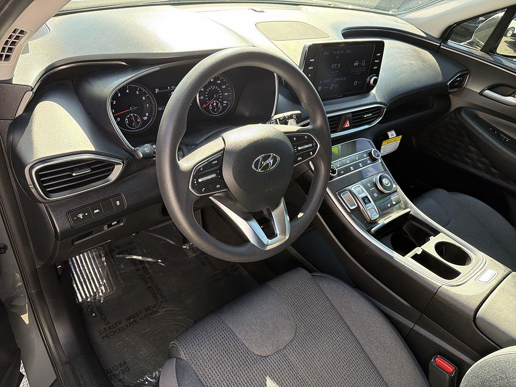 Used 2021 Hyundai Santa Fe SEL FWD image 2