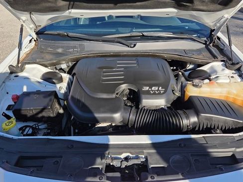 Used 2022 Chrysler 300 S image 21