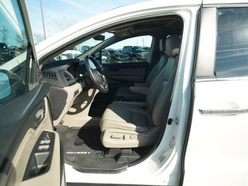 Used 2018 Honda Odyssey EX-L image 13