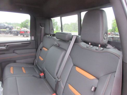 New 2026 GMC Sierra 2500 AT4 w/ AT4 Premium Plus Package AWD/4WD image 14
