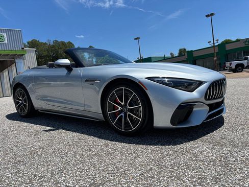 Used 2022 Mercedes-Benz SL 55 AMG 4MATIC image 7