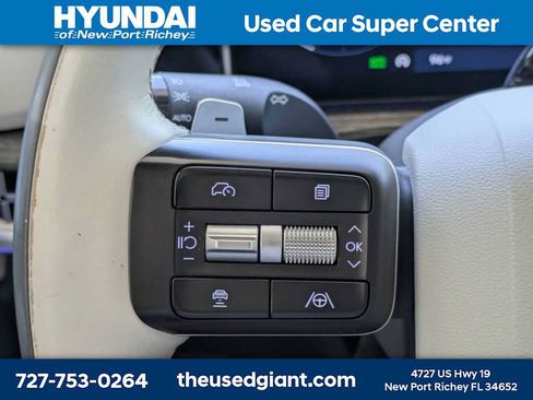 Used 2025 Hyundai Santa Fe Calligraphy FWD image 39