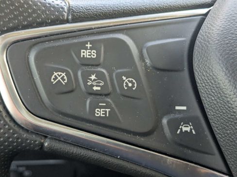 Used 2024 Chevrolet Equinox LS w/ LS Convenience Package FWD image 26