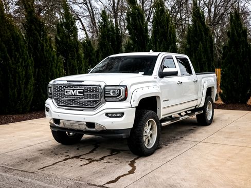 Used 2017 GMC Sierra 1500 Denali image 5