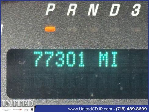 Used 2013 Chevrolet Express 1500 image 30