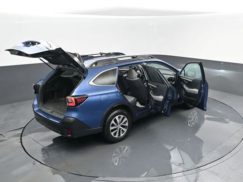 Used 2020 Subaru Outback Premium AWD/4WD image 25
