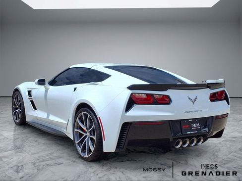 Used 2019 Chevrolet Corvette Grand Sport RWD image 2