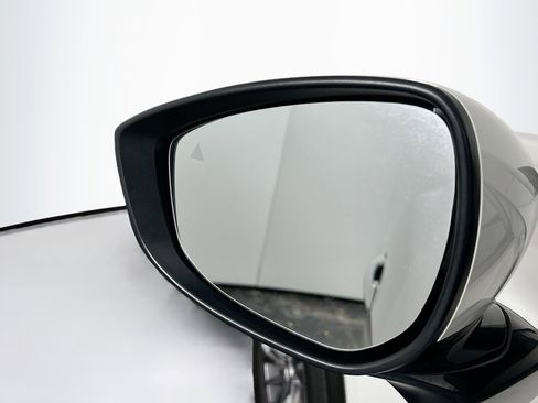 Used 2024 MAZDA CX-90 3.3 Turbo w/ Preferred Plus image 16