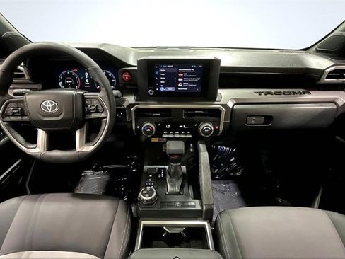 Used 2025 Toyota Tacoma TRD Off-Road w/ TRD Off Road Upgrade Package image 16