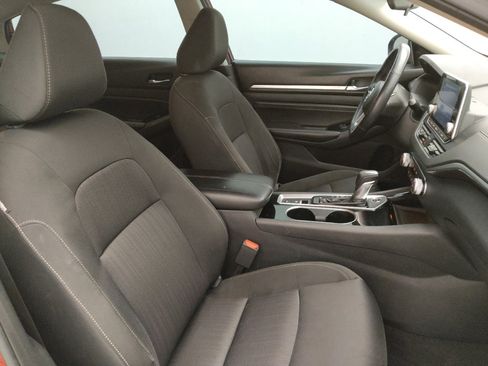 Used 2021 Nissan Altima 2.5 SV w/ SV Premium Package FWD image 21
