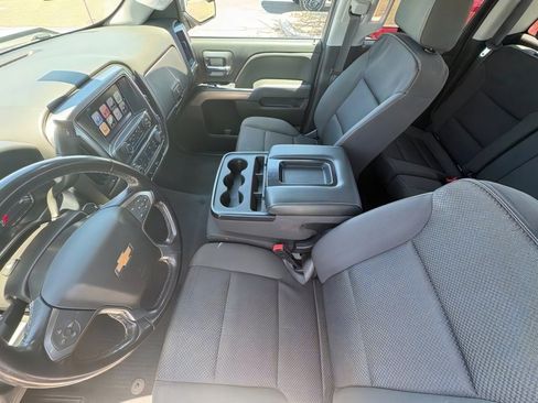 Used 2019 Chevrolet Silverado 1500 LT AWD/4WD image 14