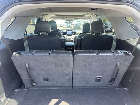 Used 2023 Ford Explorer XLT w/ Equipment Group 202A image 28