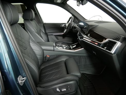 Used 2024 BMW X5 xDrive50e w/ Parking Assistance Package image 17