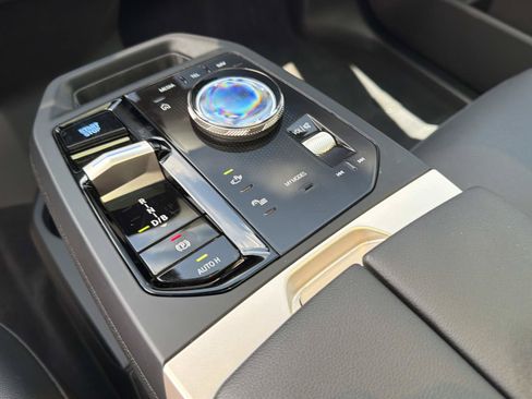 Certified 2025 BMW iX xDrive50 AWD/4WD image 25