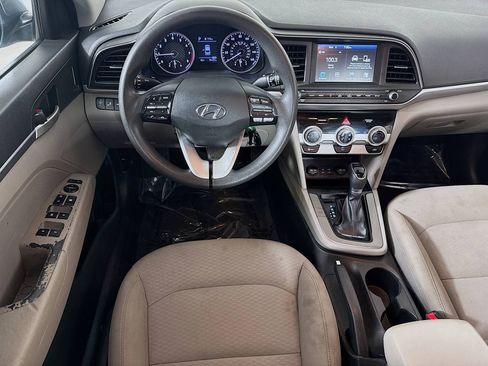 Used 2019 Hyundai Elantra SEL image 15