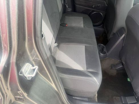 Used 2014 Jeep Patriot Sport FWD image 17