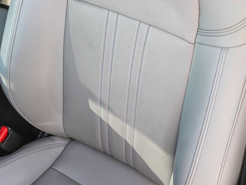 Used 2024 Honda HR-V EX-L image 23