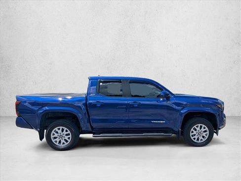Used 2024 Toyota Tacoma SR5 AWD/4WD image 4