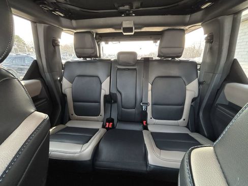 Used 2024 Ford Bronco Wildtrak AWD/4WD image 25