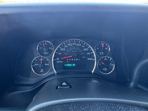 Used 2020 Chevrolet Express 2500 Extended w/ Driver Convenience Package image 9