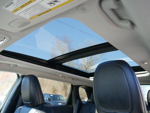 Used 2021 Jeep Cherokee Limited image 15