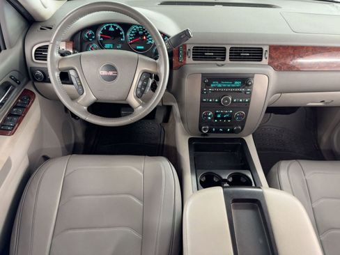 Used 2013 GMC Yukon XL SLT image 27