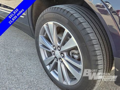 Used 2024 Cadillac XT5 Premium Luxury w/ Technology Package image 6