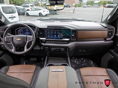 Used 2024 Chevrolet Silverado 2500 High Country w/ Technology Package AWD/4WD image 43