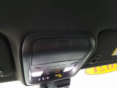 Used 2021 Cadillac XT4 Luxury w/ Driver Awareness Package image 42