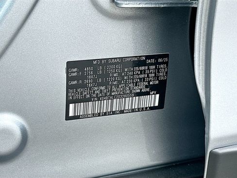 Certified 2025 Subaru Outback Onyx Edition AWD/4WD image 31