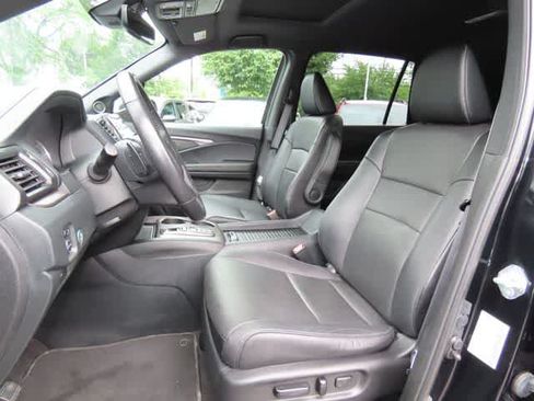 Certified 2023 Honda Passport EX-L image 12