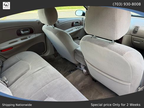 Used 2002 Chrysler Concorde LX FWD image 26